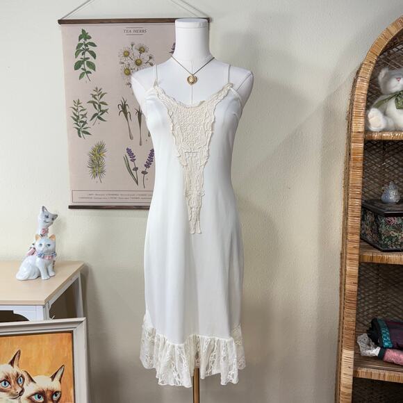 Yank Dresses & Skirts - 90s Y2k Cream Lace Slip Dress Romantic Coquette Dolly Cottage Mori Kei Morute M
